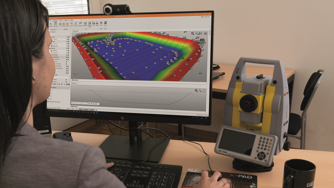 GeoMax_X-Pad_Zoom75_95_CSP6637_300dpi_CMYK Zoom75 - Landing - 4